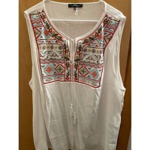 Andree Women’s Sleeveless Embroidered Shirt 3X